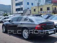 2017 Volvo S90