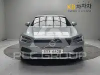 2017 Volvo S90