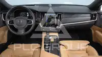 2017 Volvo V90