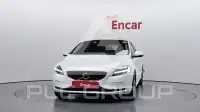 2017 Volvo V40