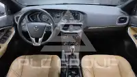 2017 Volvo V40