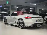 2017 Porsche 718