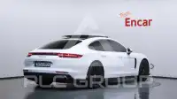 2017 Porsche Panamera