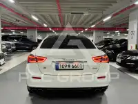 2017 Maserati GHIBLI