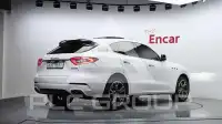2017 Maserati LEVANTE