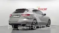 2017 Maserati LEVANTE