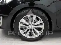 2017 KIA Carnival