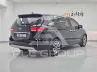2017 KIA Carnival