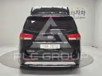 2017 KIA Carnival
