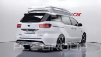 2017 KIA Carnival