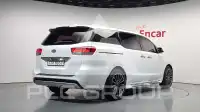 2017 KIA Carnival