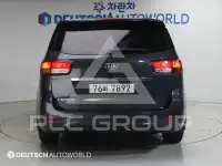 2017 KIA Carnival