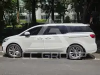 2017 KIA Carnival