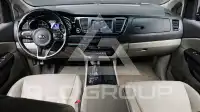 2017 KIA Carnival