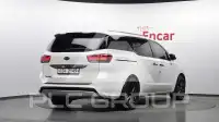 2017 KIA Carnival