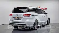 2017 KIA Carnival