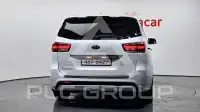 2017 KIA Carnival