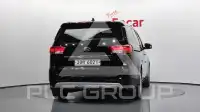 2017 KIA Carnival