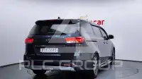2017 KIA Carnival