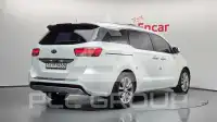 2017 KIA Carnival