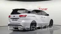 2017 KIA Carnival