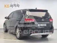 2017 KIA Carnival