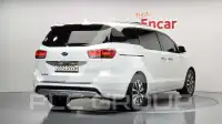 2017 KIA Carnival
