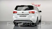 2017 KIA Carnival
