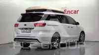 2017 KIA Carnival
