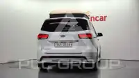 2017 KIA Carnival
