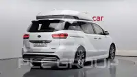 2017 KIA Carnival