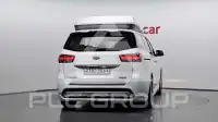 2017 KIA Carnival