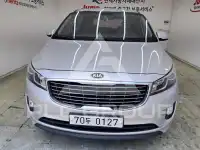 2017 KIA Carnival