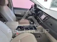 2017 KIA Carnival