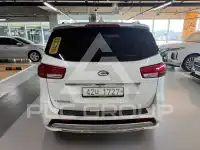2017 KIA Carnival