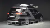 2017 KIA Carnival