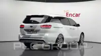 2017 KIA Carnival