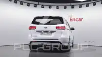 2017 KIA Carnival