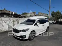2017 KIA Carnival