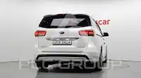 2017 KIA Carnival