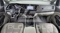 2017 KIA Carnival