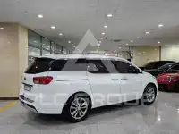 2017 KIA Carnival