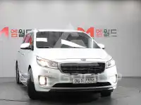 2017 KIA Carnival