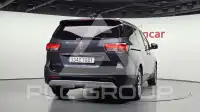 2017 KIA Carnival