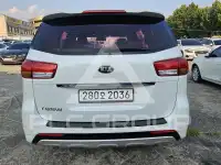 2017 KIA Carnival