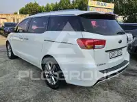 2017 KIA Carnival