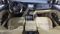 2017 KIA Carnival