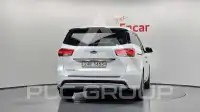 2017 KIA Carnival
