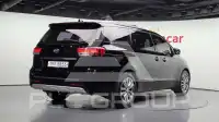 2017 KIA Carnival