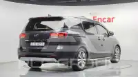2017 KIA Carnival